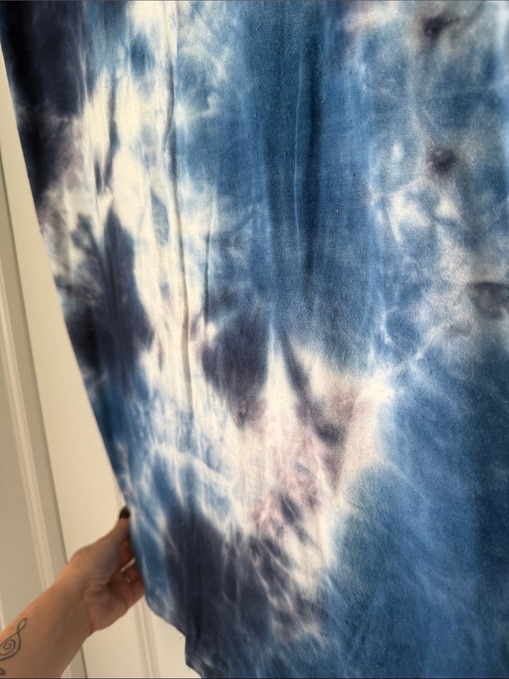 Forever 21 Blue and White Tie-Dye T-Shirt Dress - Picture 4 of 5